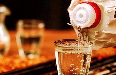 白酒多少錢(qián)以上才是純糧食酒？幾十塊錢(qián)也能
