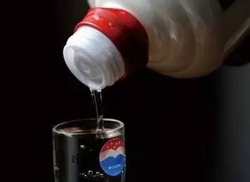 茅臺(tái)年份酒_茅臺(tái)年份酒30年價(jià)格_茅臺(tái)年份酒價(jià)格表