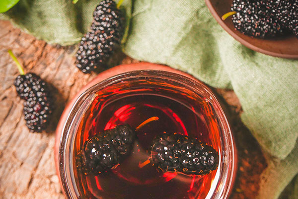 桑葚泡酒的功效與作用