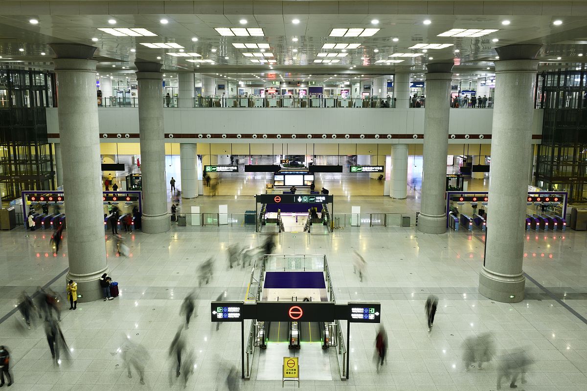 火車(chē)上讓帶酒嗎？最多能帶幾瓶？火車(chē)安檢指南來(lái)了~